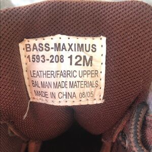 Bass Maximus Leather Fabric Shoes in